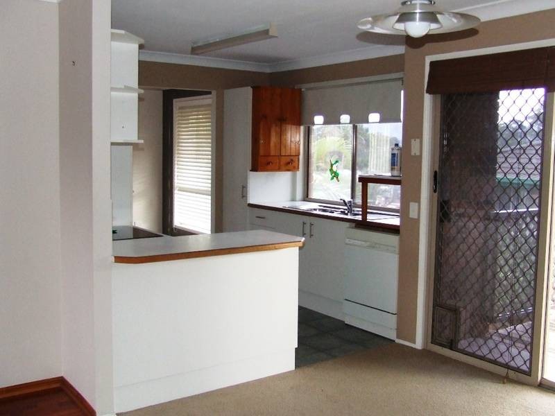 26 Kalmia Court, Elanora QLD 4221