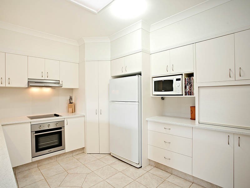 19 Swordfish Court, Palm Beach QLD 4221