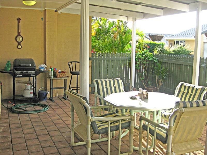 33/4 Itong Place, Currumbin Waters QLD 4223