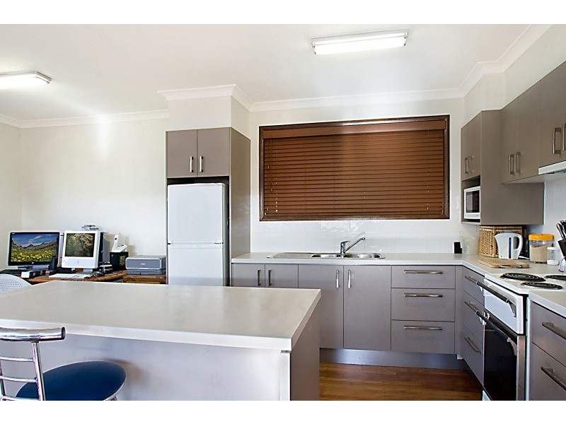 7 Celebes Avenue, Palm Beach QLD 4221