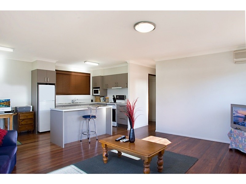 7 Celebes Avenue, Palm Beach QLD 4221