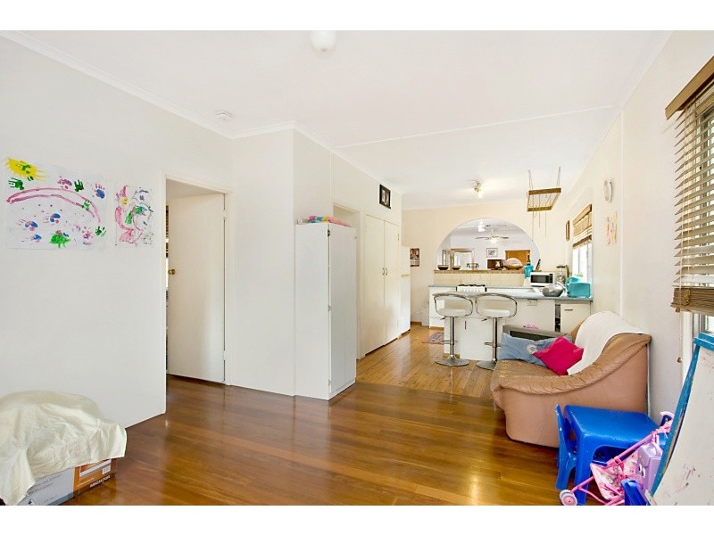 16 Fifteenth Avenue, Palm Beach QLD 4221