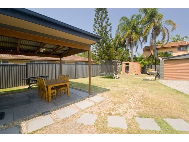 1 & 2/32 Sarawak Avenue, Palm Beach QLD 4221