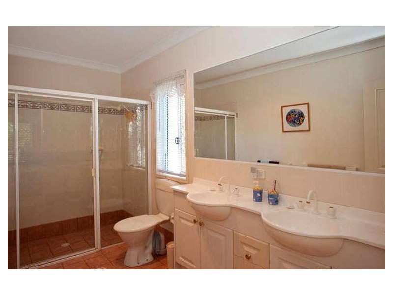 2 Torres Court, Burleigh Waters QLD 4220