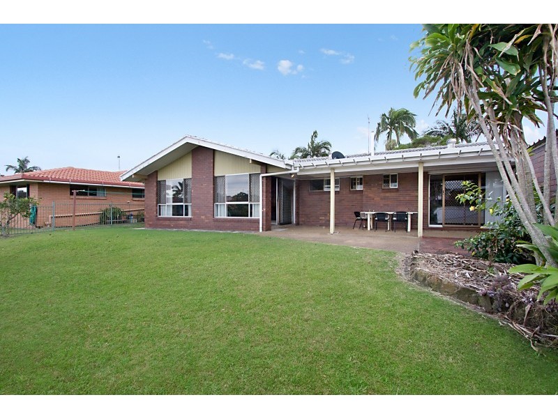 14 Marlin Court, Palm Beach QLD 4221