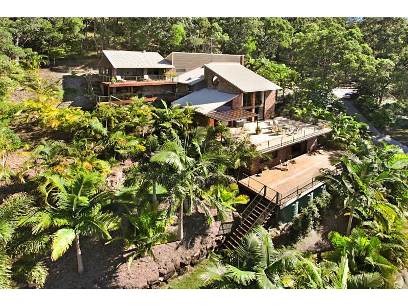 208 Tierney Drive, Currumbin Waters QLD 4223
