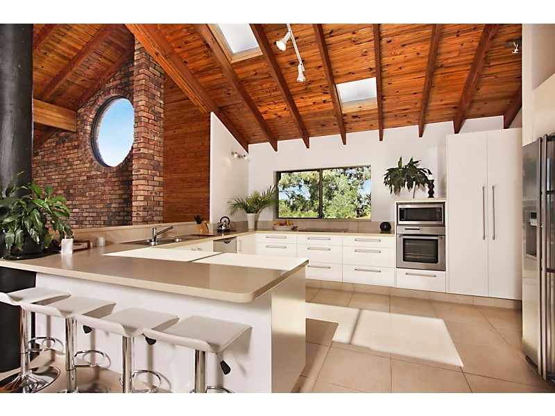 208 Tierney Drive, Currumbin Waters QLD 4223