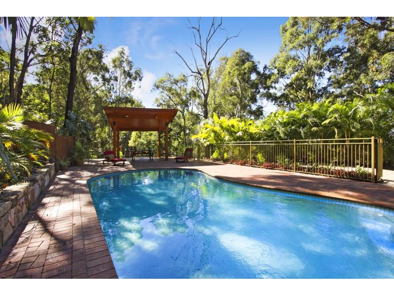 208 Tierney Drive, Currumbin Waters QLD 4223