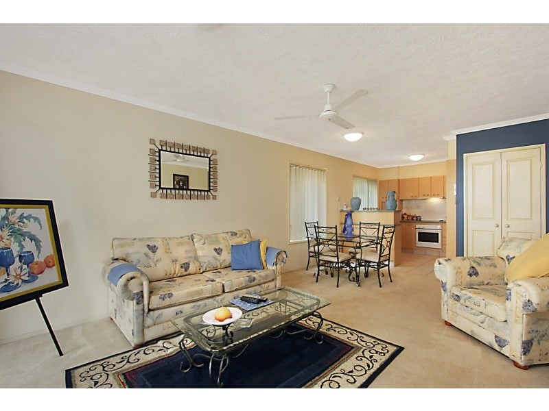 4/32 East Streeet, Burleigh Heads QLD 4220