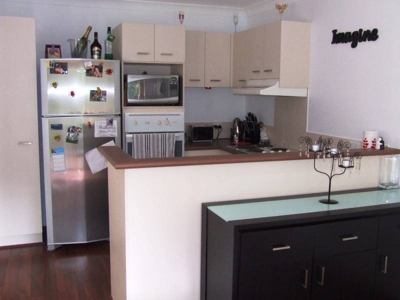 8/15 Simpsons Road, Elanora QLD 4221