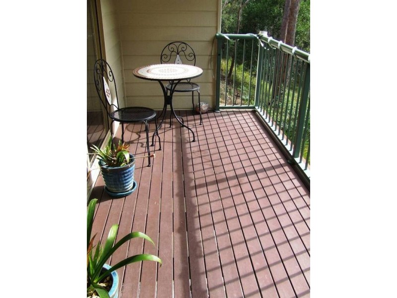 8/15 Simpsons Road, Elanora QLD 4221