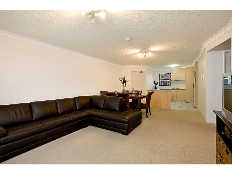 4/1064 Gold Coast Highway, Palm Beach QLD 4221