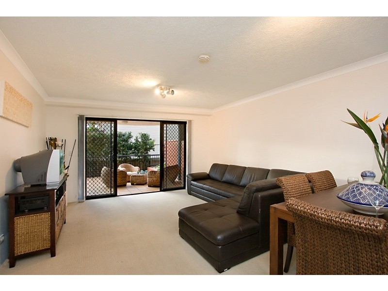 4/1064 Gold Coast Highway, Palm Beach QLD 4221