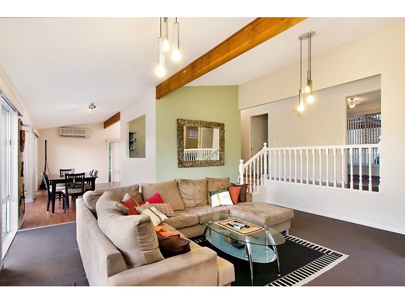 20 Fatsia Court, Elanora QLD 4221