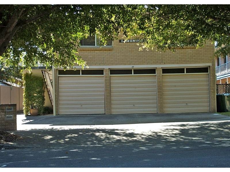 4/37 Atkin Street, Tugun QLD 4224