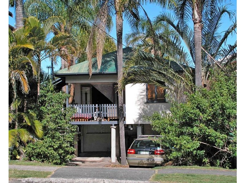 14 Fifteenth Avenue, Palm Beach QLD 4221