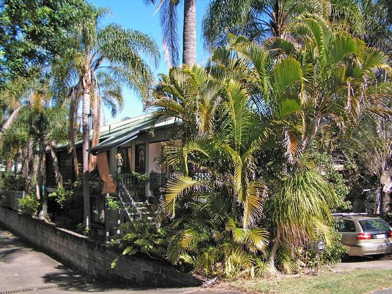 14 Fifteenth Avenue, Palm Beach QLD 4221