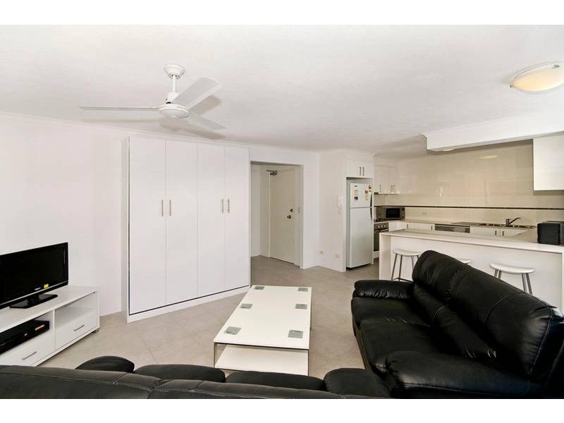 1/1495 Gold Coast Highway, Palm Beach QLD 4221