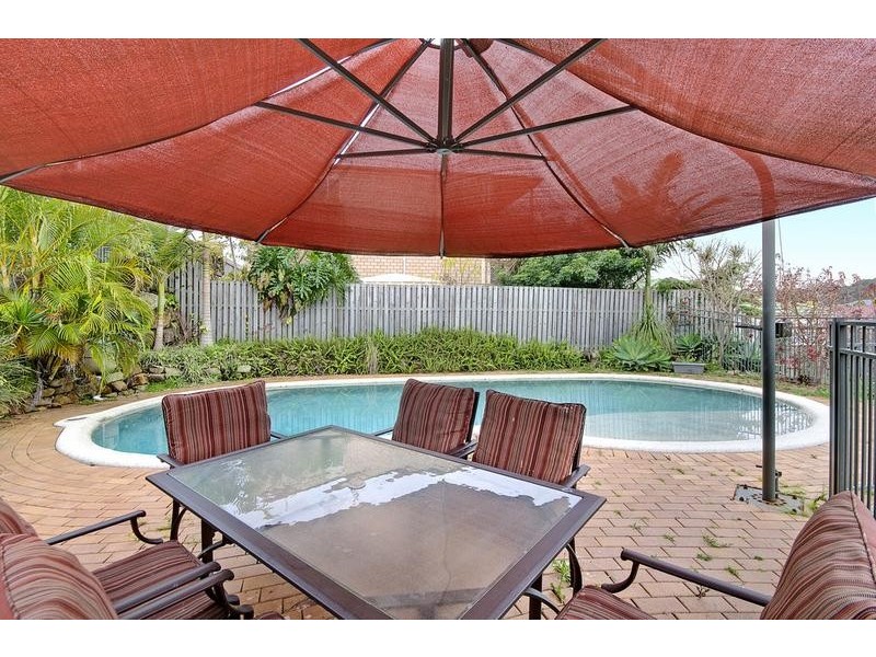 60 Baekea Drive, Elanora QLD 4221