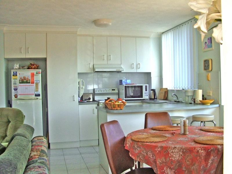 4/14 Third Avenue, Palm Beach QLD 4221