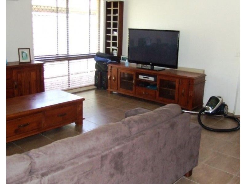 27 Ware Drive, Currumbin Waters QLD 4223