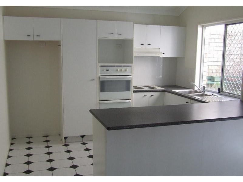 2/15 Janal Place, Currumbin Waters QLD 4223