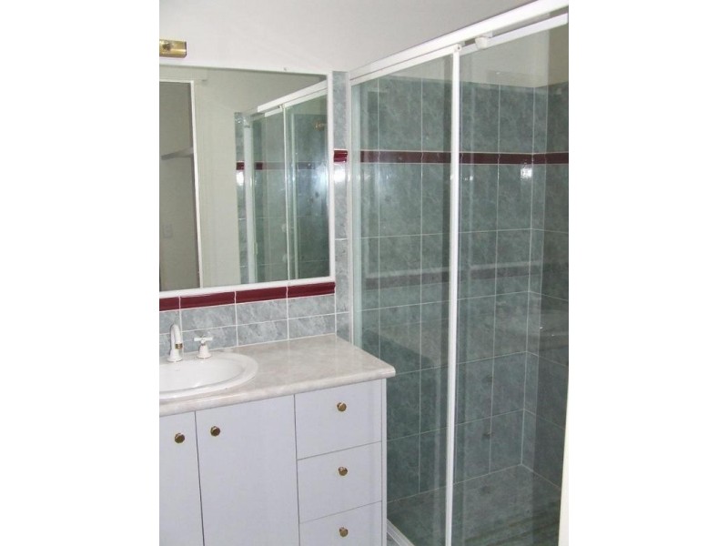 2/15 Janal Place, Currumbin Waters QLD 4223