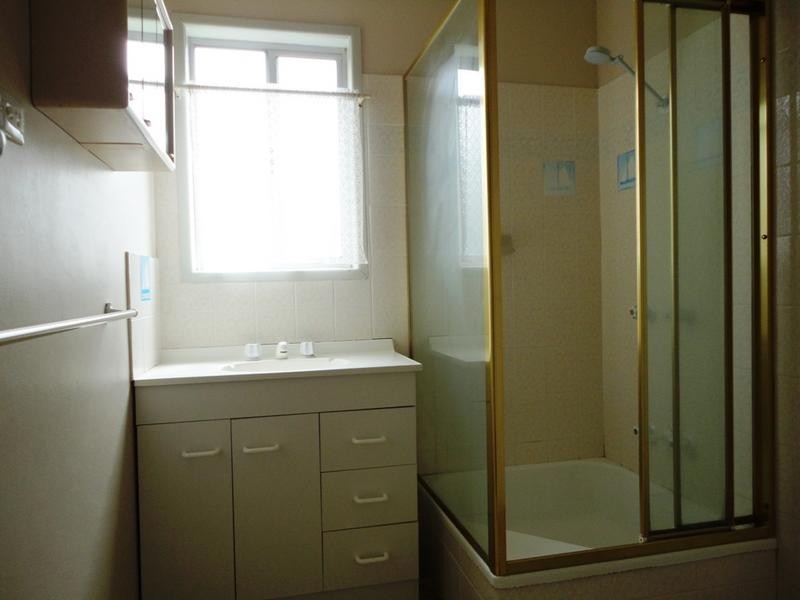 2/33 Boodera Road, Palm Beach QLD 4221