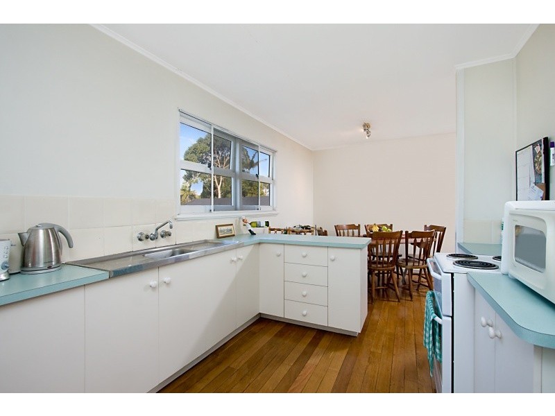 17 Allawah Avenue, Palm Beach QLD 4221