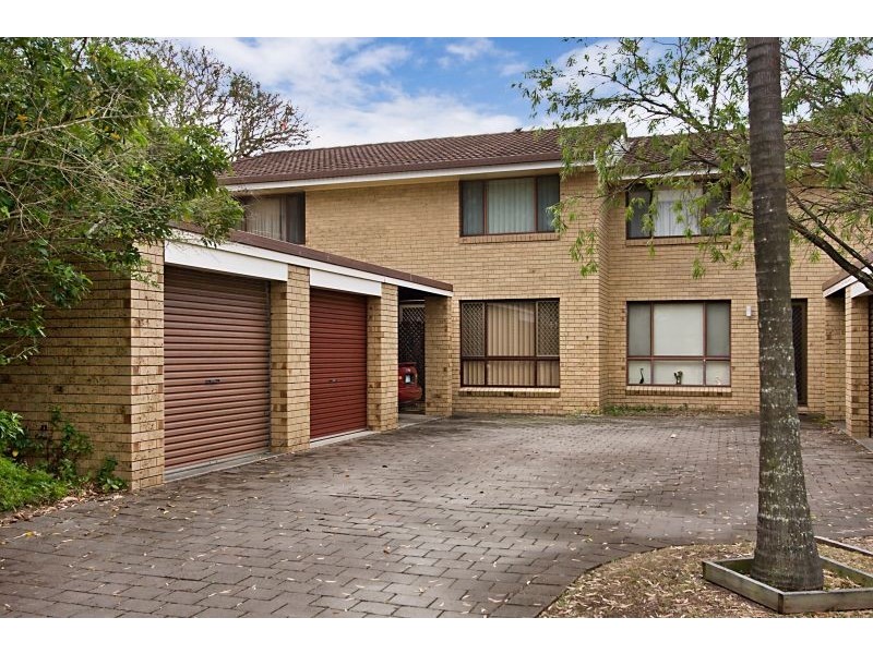 2/3 Rolan Court, Palm Beach QLD 4221