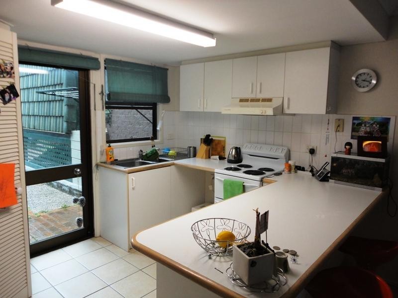 2/67 Mitchell Avenue, Currumbin QLD 4223