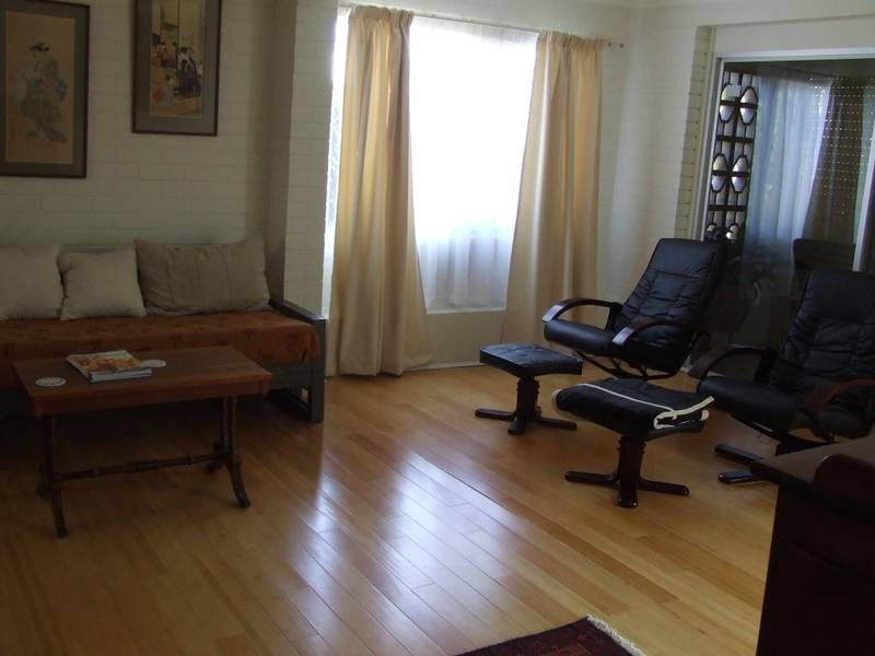 4 Denawen Street, Palm Beach QLD 4221