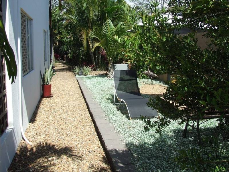 4 Denawen Street, Palm Beach QLD 4221