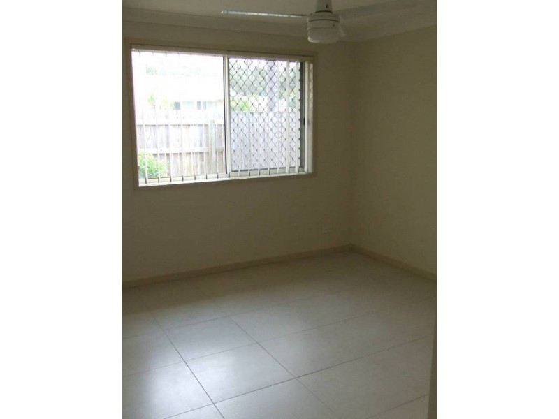2/4 Itong Place, Currumbin Waters QLD 4223