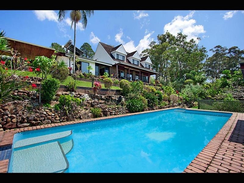210 Simpsons Road, Currumbin Waters QLD 4223