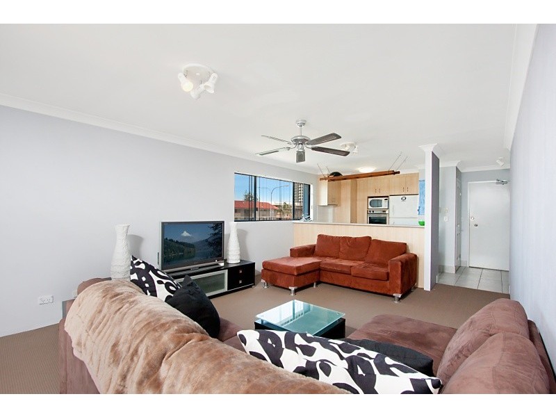 9/1064 Gold Coast Highway, Palm Beach QLD 4221