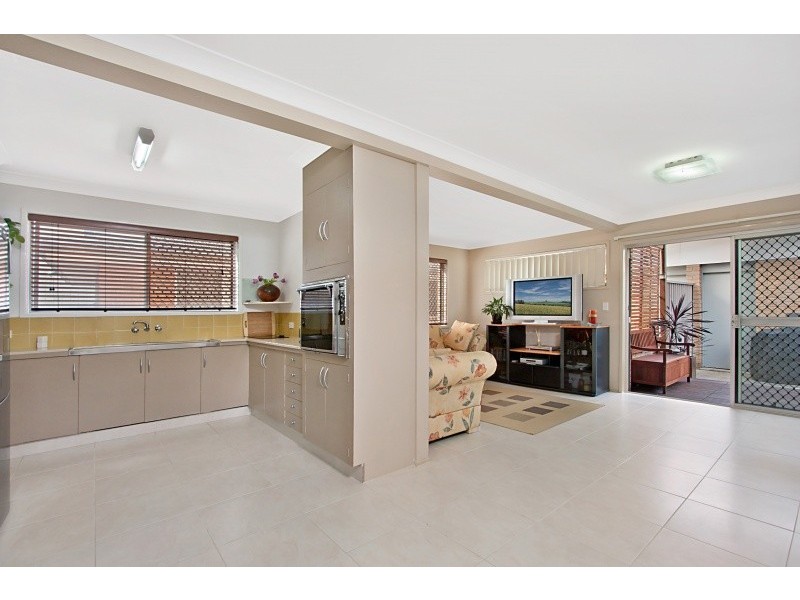 1/40 Cypress Terrace, Palm Beach QLD 4221