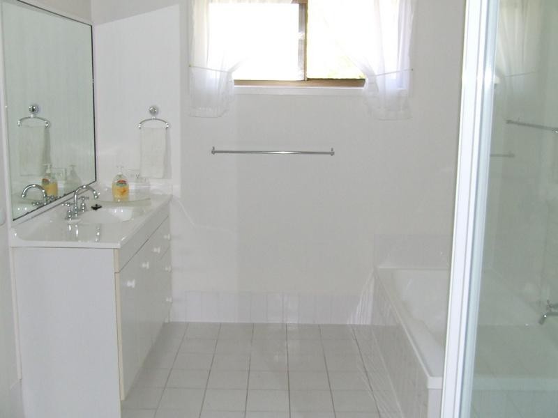 1/69 Mitchell Avenue, Currumbin QLD 4223