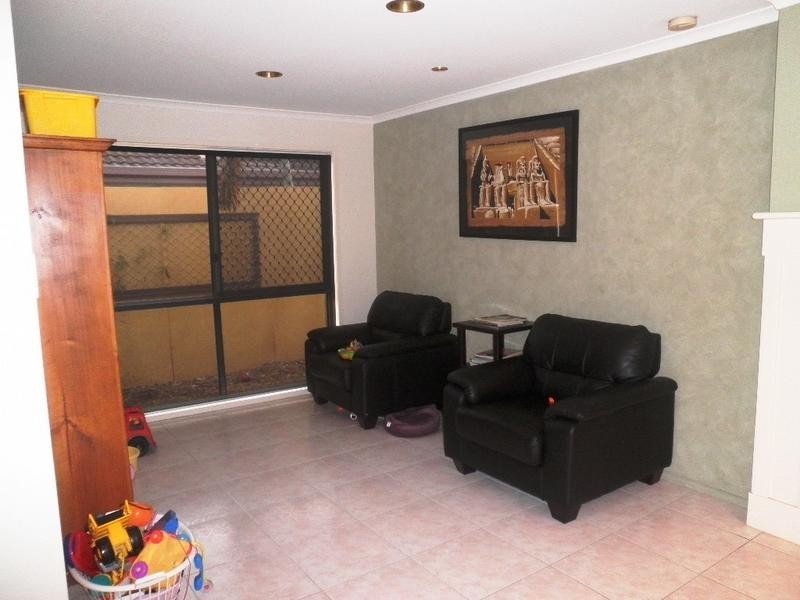 50 Belrose Boulevard, Varsity Lakes QLD 4227