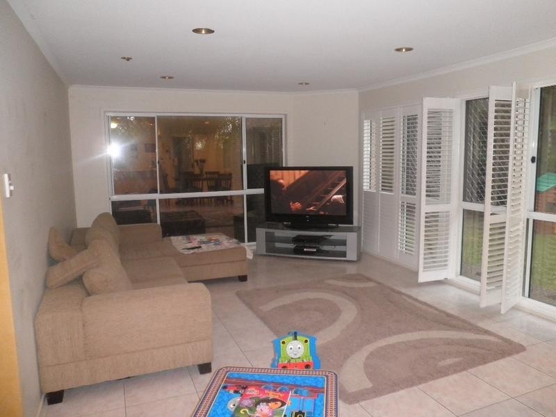 50 Belrose Boulevard, Varsity Lakes QLD 4227