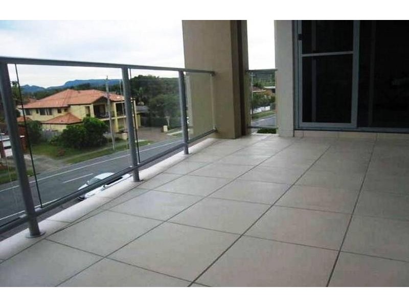 8/61 Tallebudgera Drive, Palm Beach QLD 4221