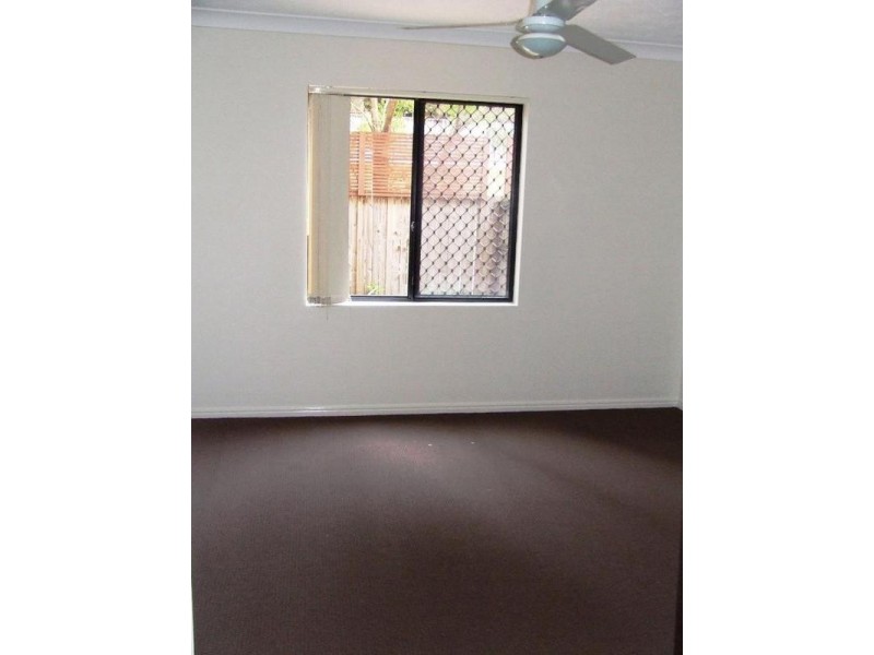 2/4 Mawarra Street, Palm Beach QLD 4221