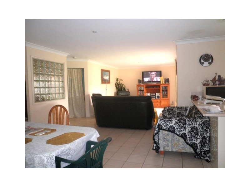 79 Silverglade Drive, Elanora QLD 4221