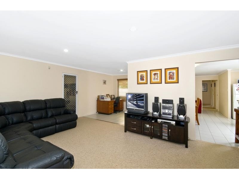 10 Boab Street, Elanora QLD 4221