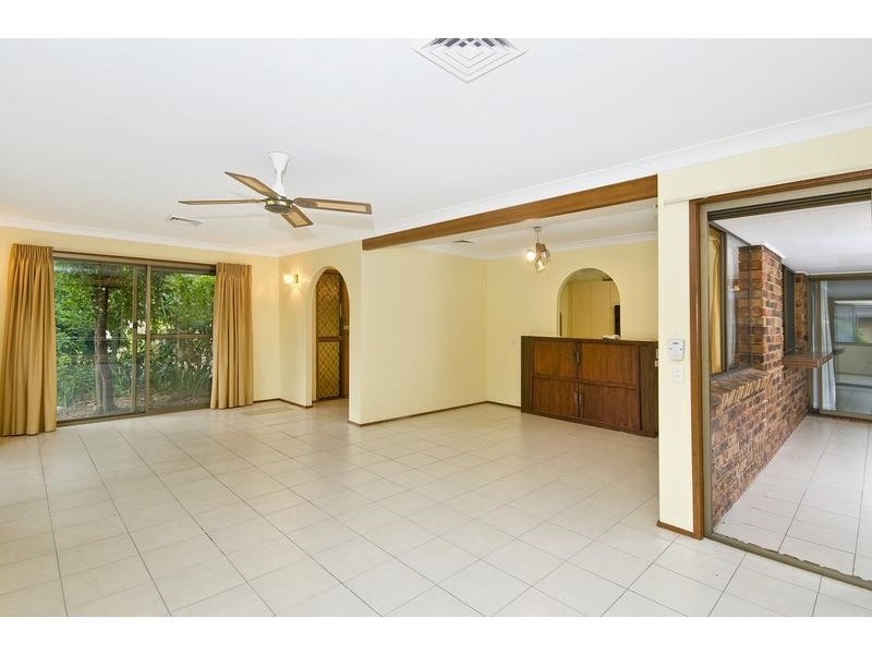 5 Ellioh Court, Elanora QLD 4221