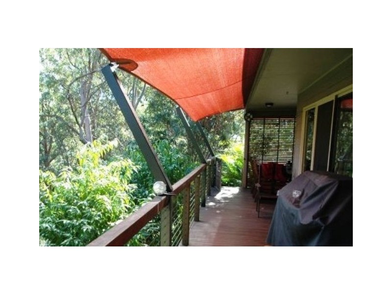 27 Fenton Drive, Tallebudgera QLD 4228