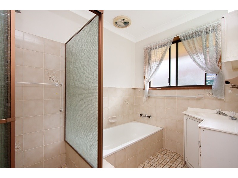 2/32 Guineas Creek Road, Currumbin Waters QLD 4223