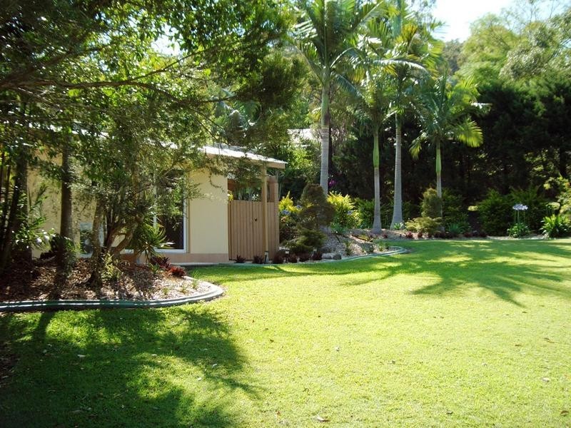 1/6 Wisteria Court, Tallebudgera Valley QLD 4228