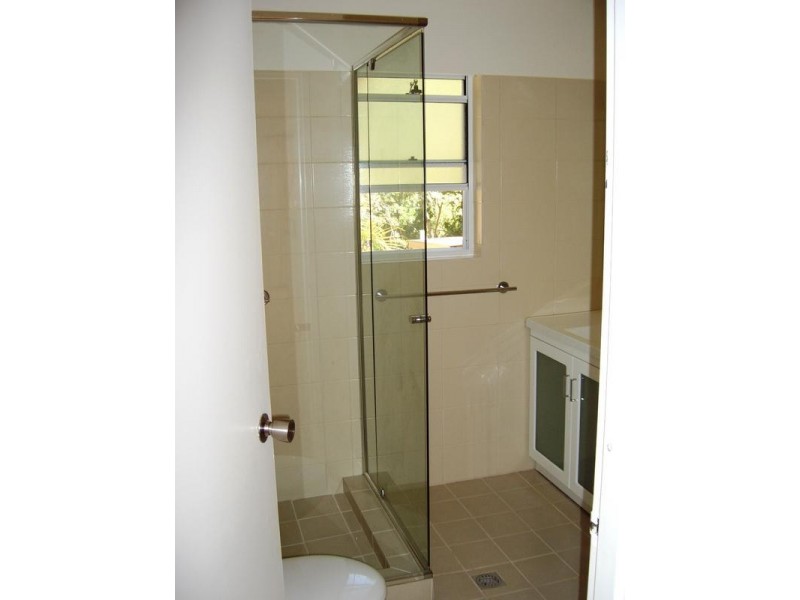 1/6 Wisteria Court, Tallebudgera Valley QLD 4228