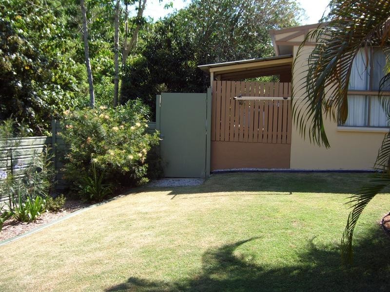 1/6 Wisteria Court, Tallebudgera Valley QLD 4228